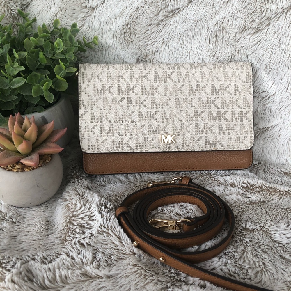 MICHAEL KORS-Pebbled Leather Convertible Crossbody